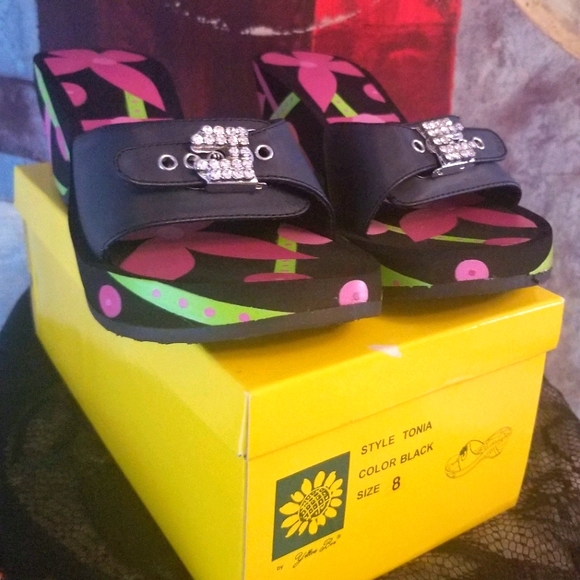 Yellow box slip on wedge sandals - Picture 2 of 3